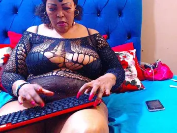 Ebonycandy10  live sex cam