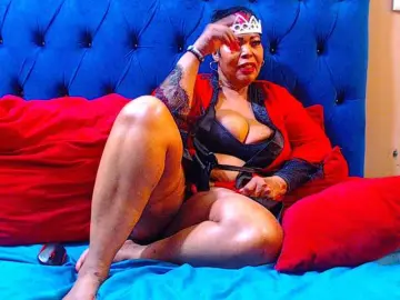 Ebonycandy10  live sex cam