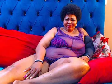 Ebonycandy10  live sex cam