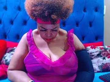 Ebonycandy10  live sex cam