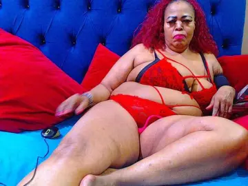 Ebonycandy10  live sex cam