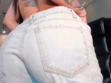 MeganCross  live sex cam