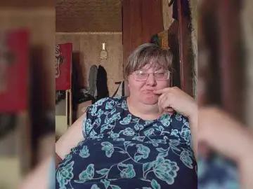 Olga47  live sex cam