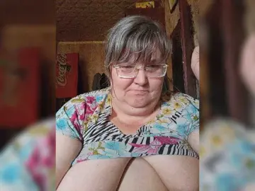 Olga47  live sex cam