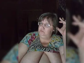 Olga47  live sex cam