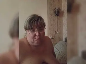 Olga47  live sex cam