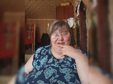 Olga47  live sex cam