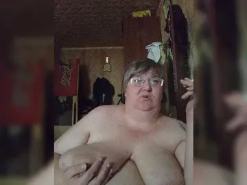 Olga47  live sex cam