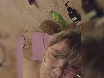 Olga47  live sex cam