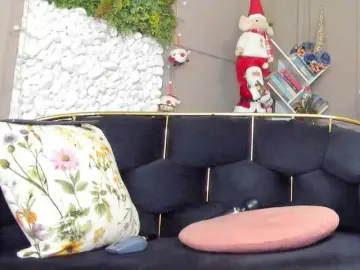 UnforseenLand  live sex cam