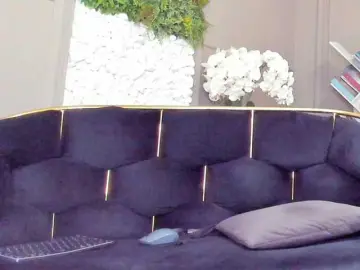 UnforseenLand  live sex cam