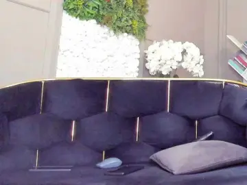 UnforseenLand  live sex cam