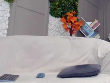 UnforseenLand  live sex cam
