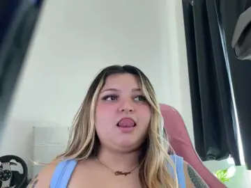 Amandhaa  live sex cam