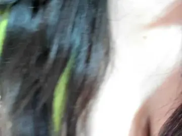 Katherine-blair  live sex cam