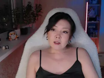 Natzzuko  live sex cam