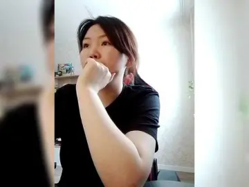 Natzzuko  live sex cam