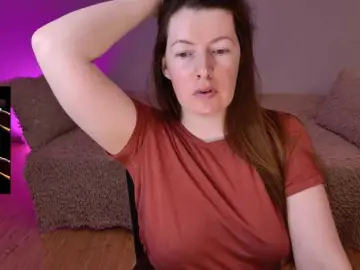 ChelseyRayne  live sex cam