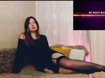 ChelseyRayne  live sex cam