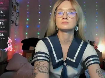 JulietNorris  live sex cam