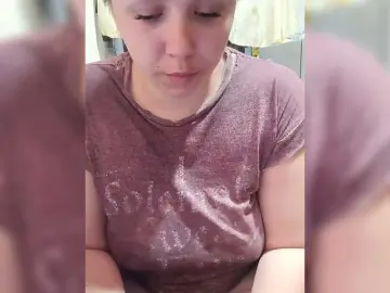 Marina22222  live sex cam