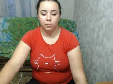 Marina22222  live sex cam