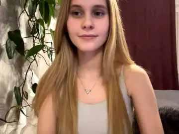 RicardaIvancic  live sex cam