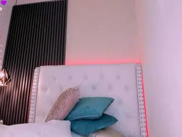 Aliscollins  live sex cam
