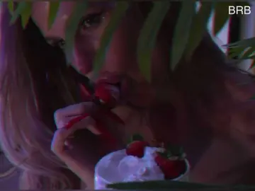 Blondinochkaa  live sex cam