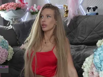 Blondinochkaa  live sex cam