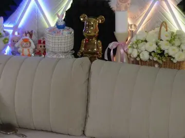 Blondinochkaa  live sex cam