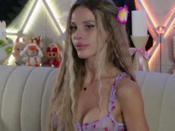 Blondinochkaa  live sex cam