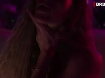 Blondinochkaa  live sex cam