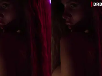 Blondinochkaa  live sex cam