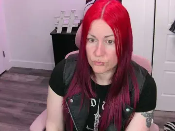 Gennyrock  live sex cam