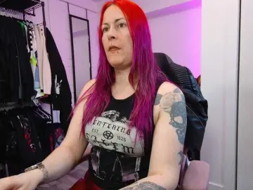 Gennyrock  live sex cam