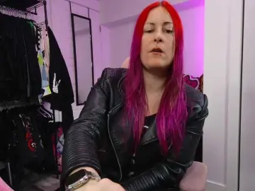 Gennyrock  live sex cam