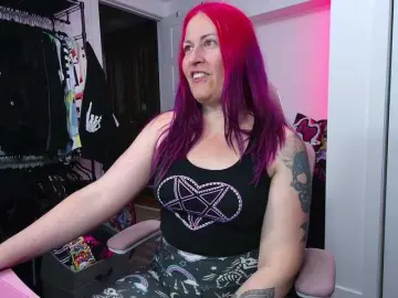 Gennyrock  live sex cam