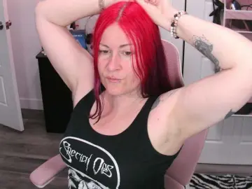 Gennyrock  live sex cam