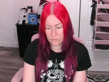 Gennyrock  live sex cam