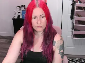 Gennyrock  live sex cam