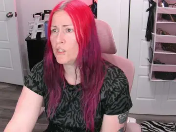 Gennyrock  live sex cam