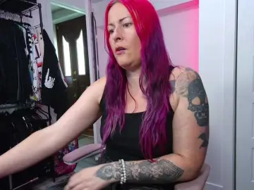 Gennyrock  live sex cam