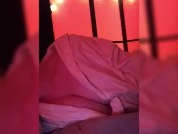 Kivi-  live sex cam