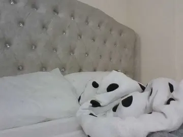 Beautystar12  live sex cam