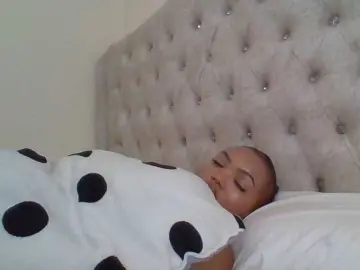 Beautystar12  live sex cam