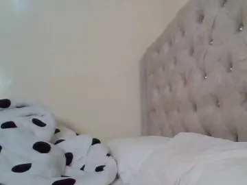 Beautystar12  live sex cam