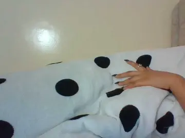 Beautystar12  live sex cam