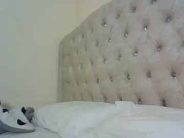Beautystar12  live sex cam