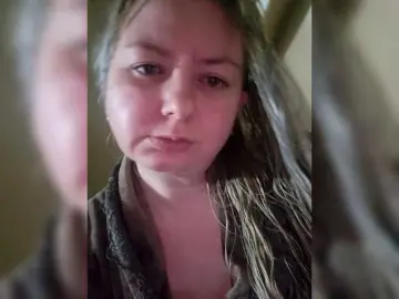 Honey-Alexa  live sex cam